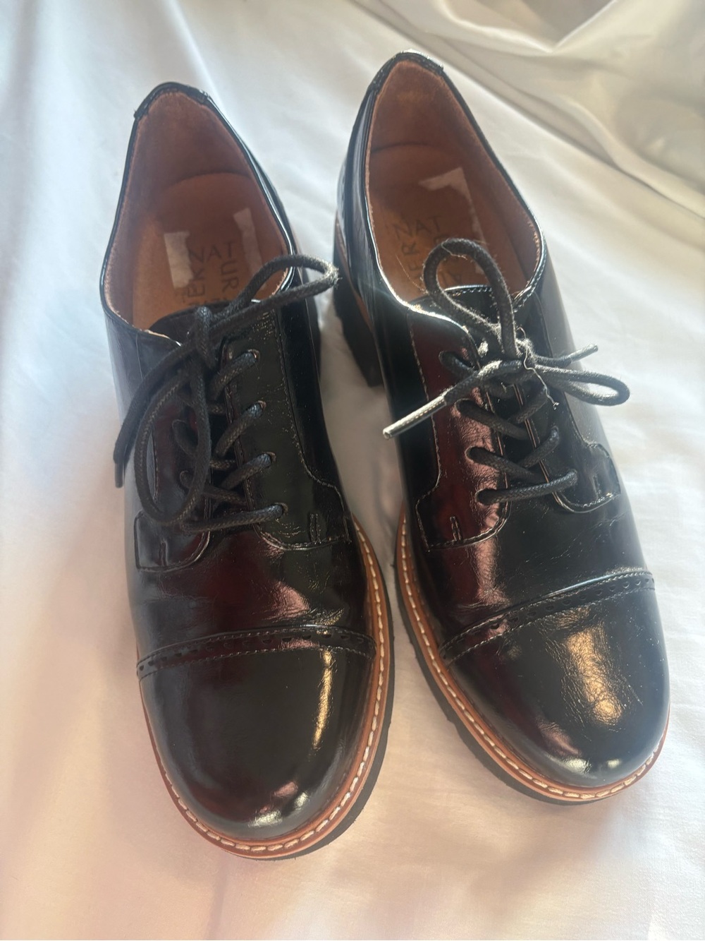Naturalizer Black Leather Lace-Up Oxfords with Tan Welt NWOT